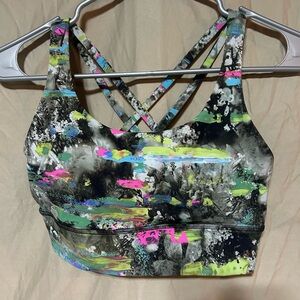 Lululemon sports bra